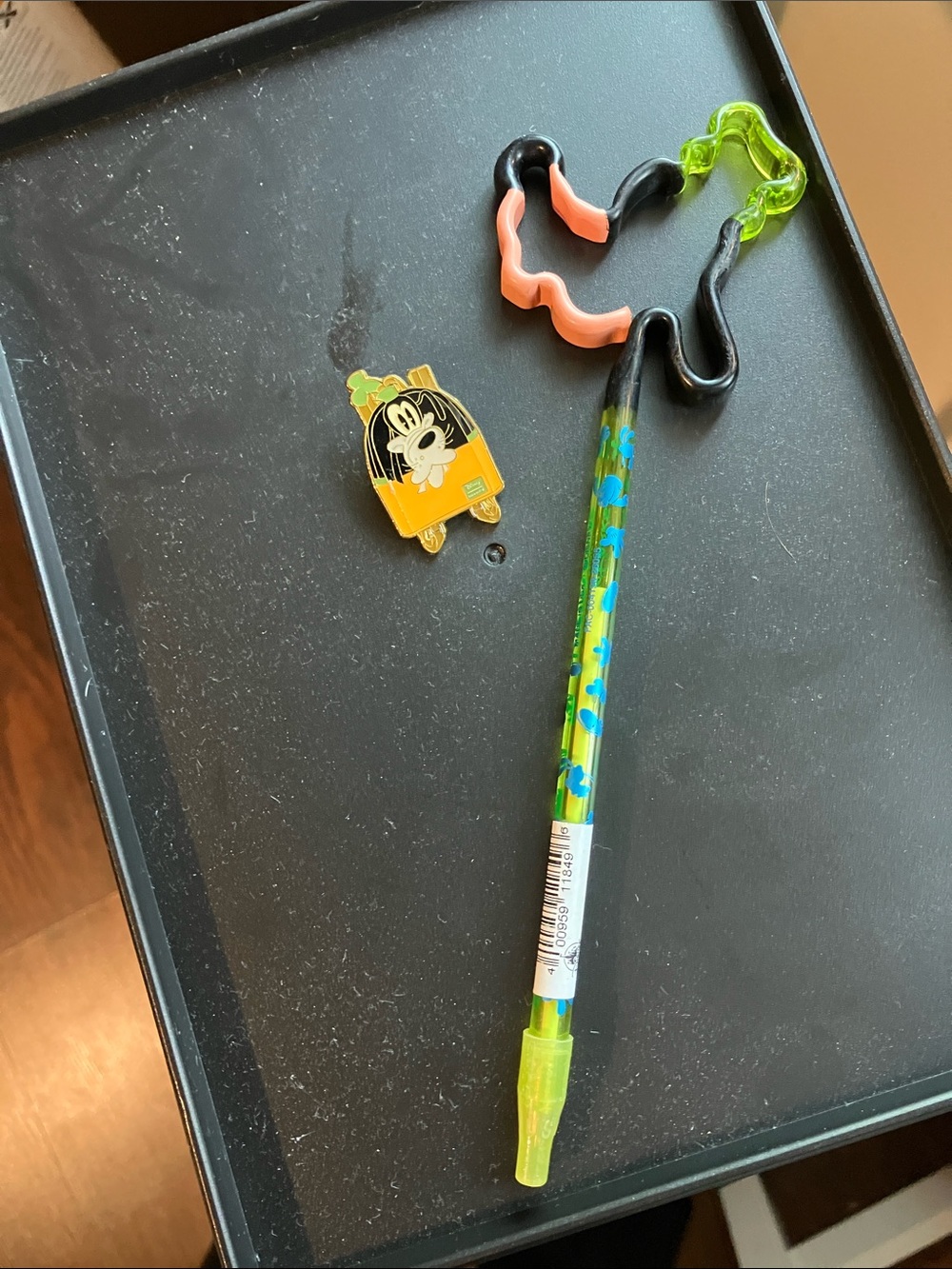 Kids Green Puzzle-Pattern Gel Pen with Neon Charms